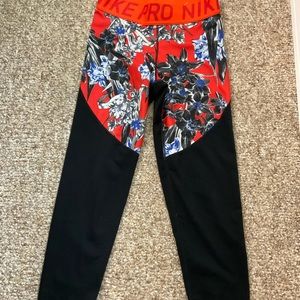Nike Pro leggings
